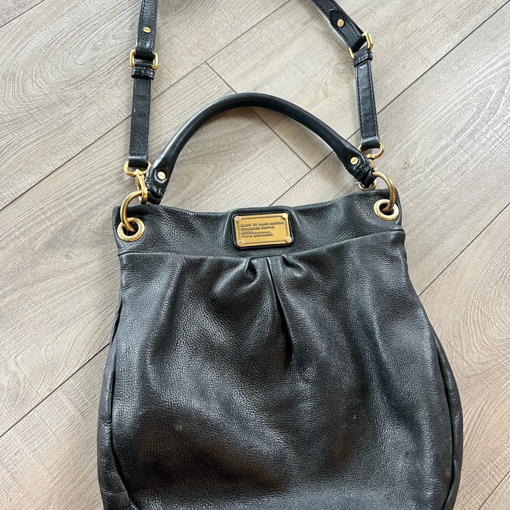Marc by Marc Jacobs black Leather Classic Q Huge Hillier Hobo